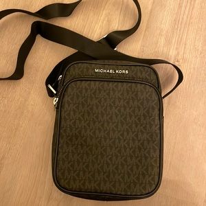 Michael Kors Crossbody